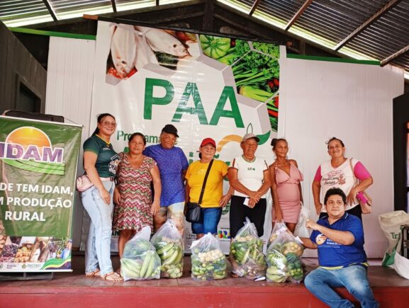 Governo do Amazonas entrega de 8 toneladas de alimentos a famílias em vulnerabilidade social em Anamã